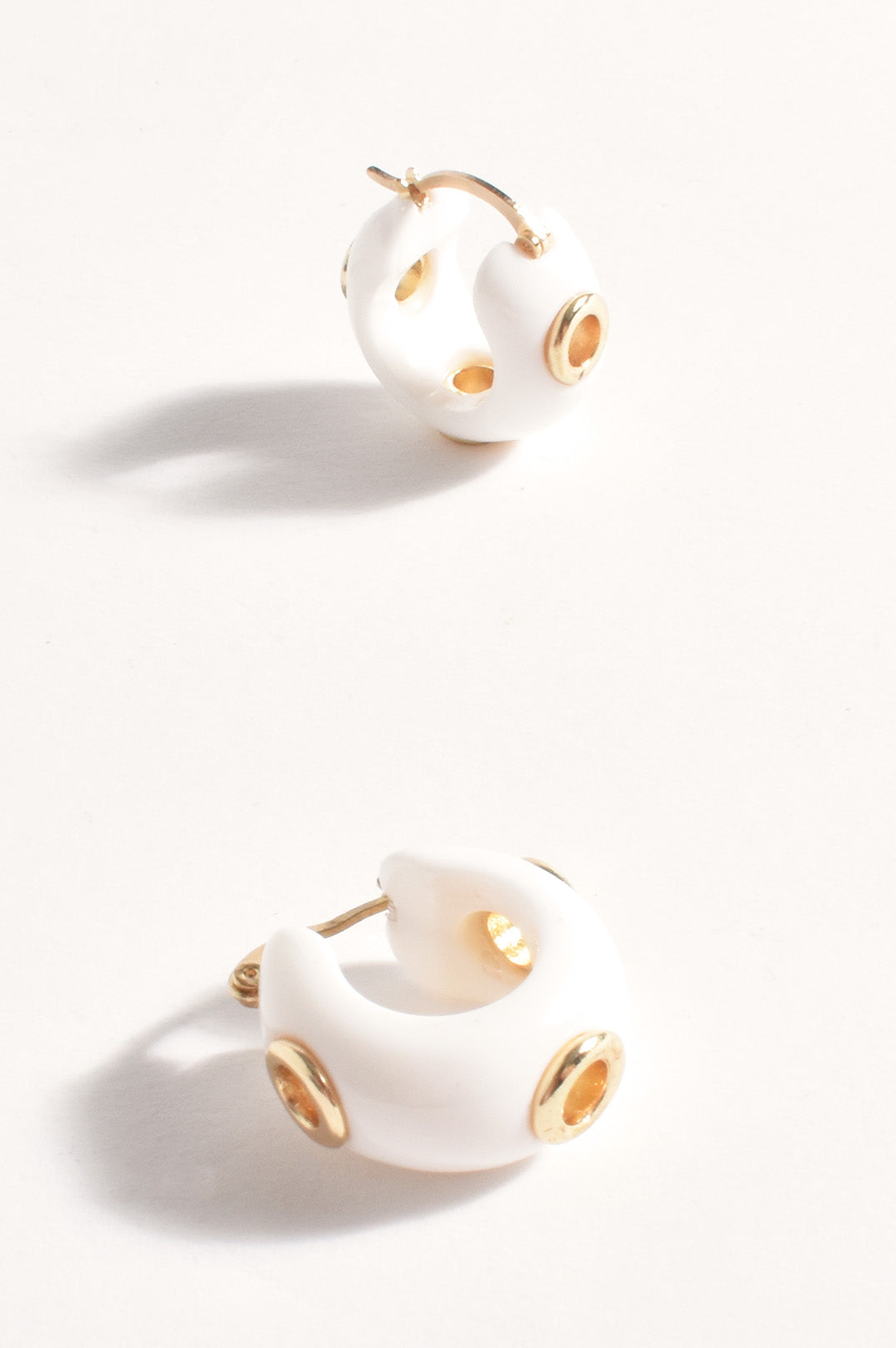 Adorne Resin Eyelet Mini Hoops 4115 - 2 Colours