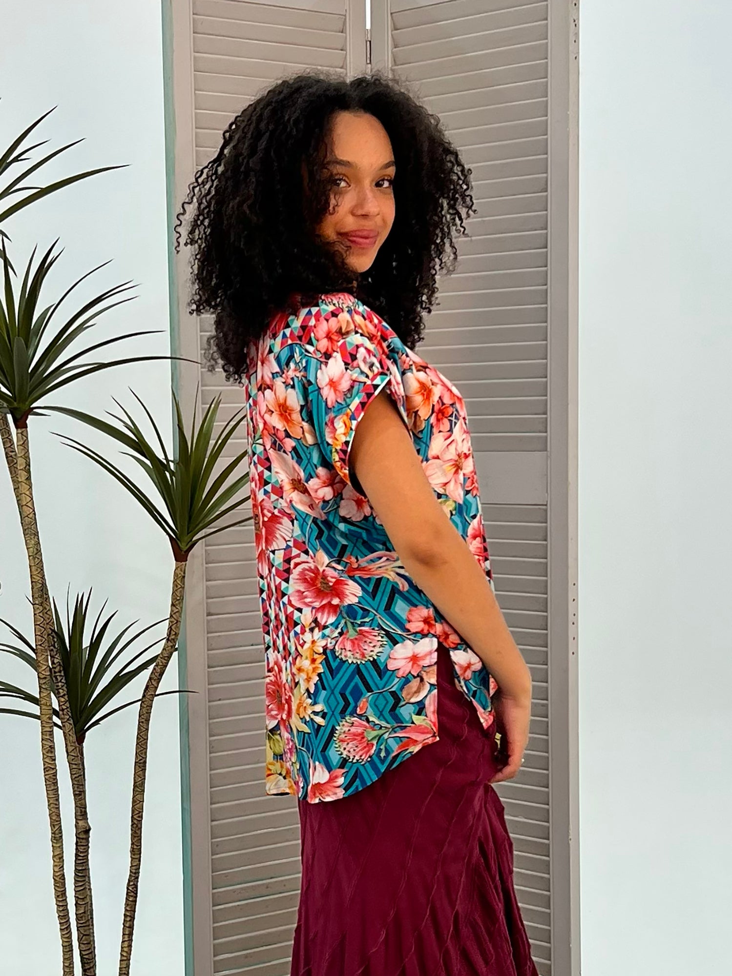 Cienna Floral Diamond V-Neck Top - Print