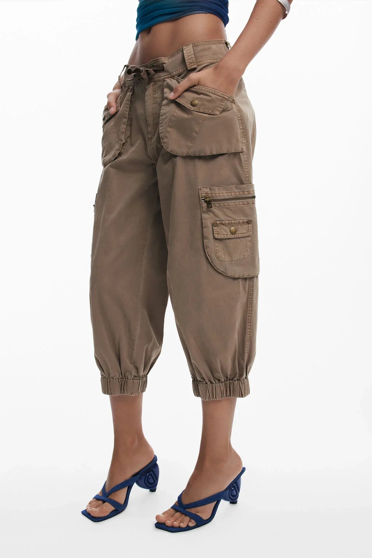 Desigual Loira Cargo Capri Pants - Latte