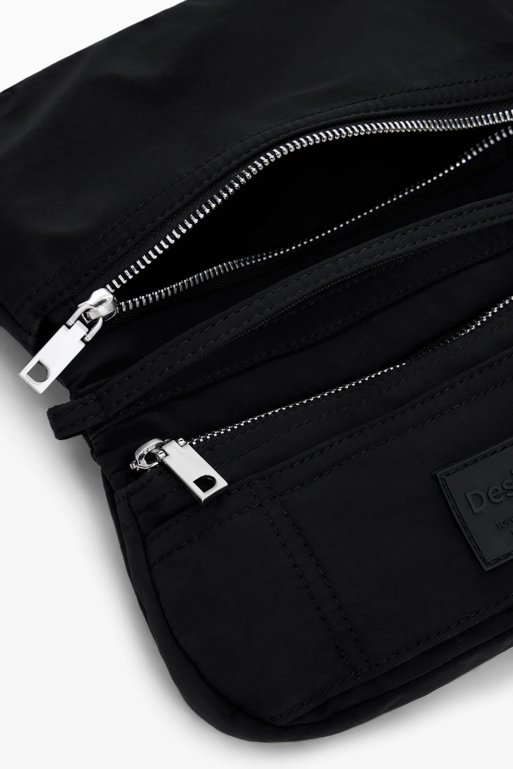 Desigual Multi-Pocket Cross Body Bag - Negro