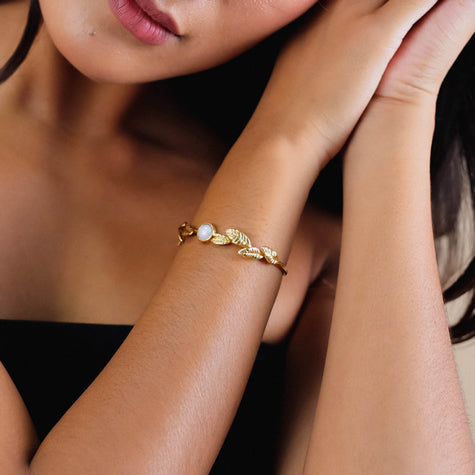 Frank Herval Merry C Shaped Bangle - Gold