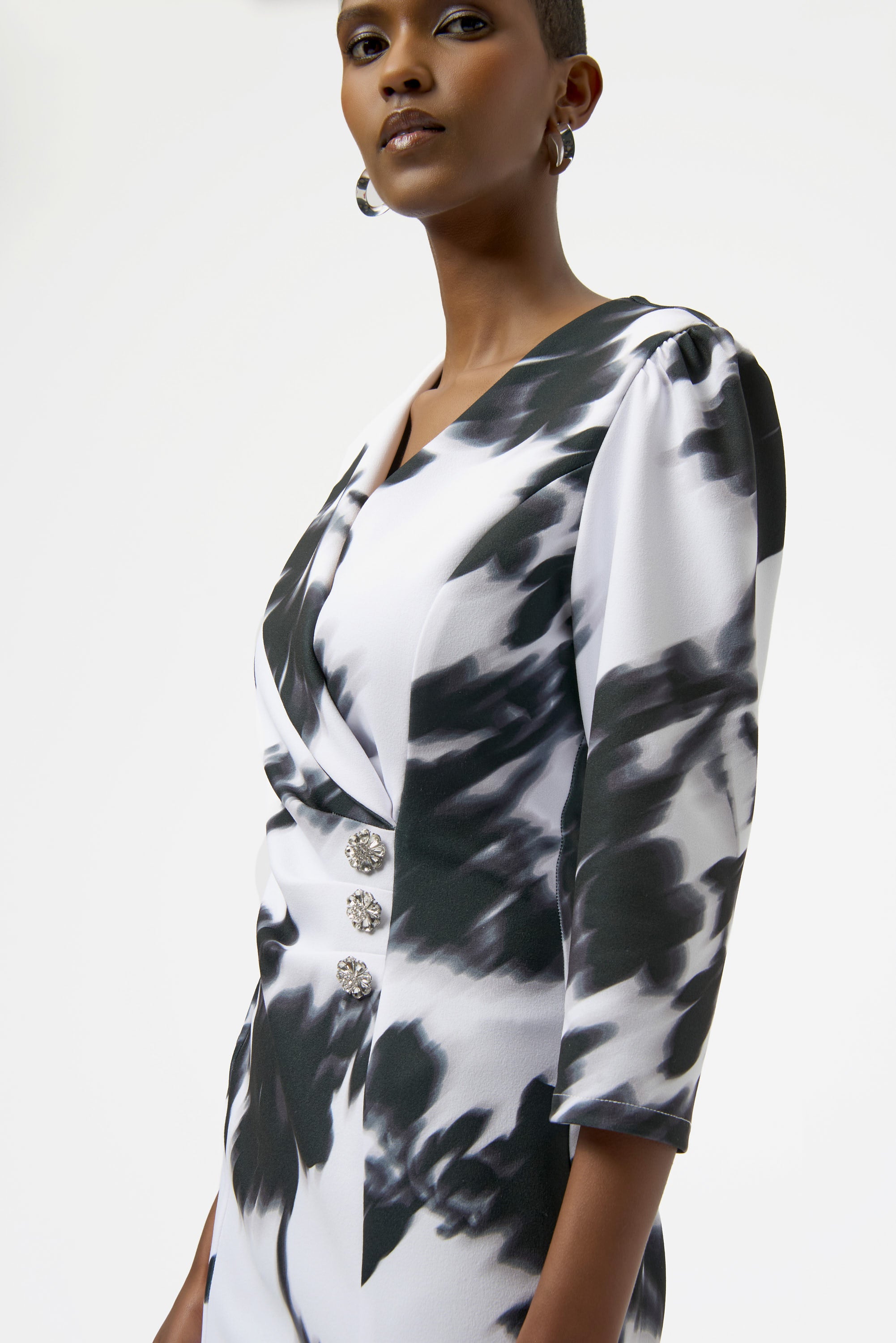 Joseph Ribkoff Floral Print Sheath Dress 254171 - Winter White/ Black