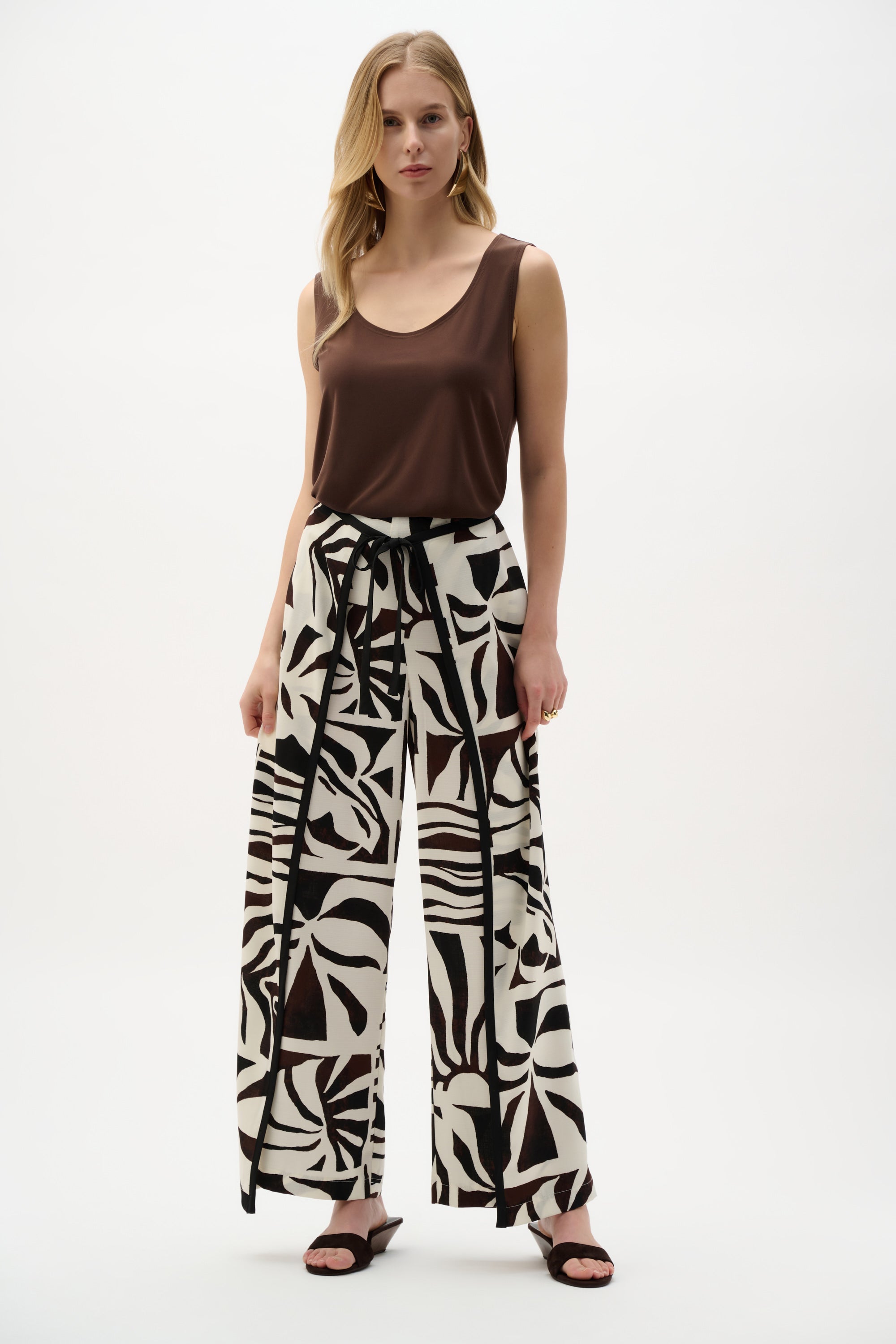 Joseph Ribkoff Scoop Neck Camisole 251970 - Mahogany