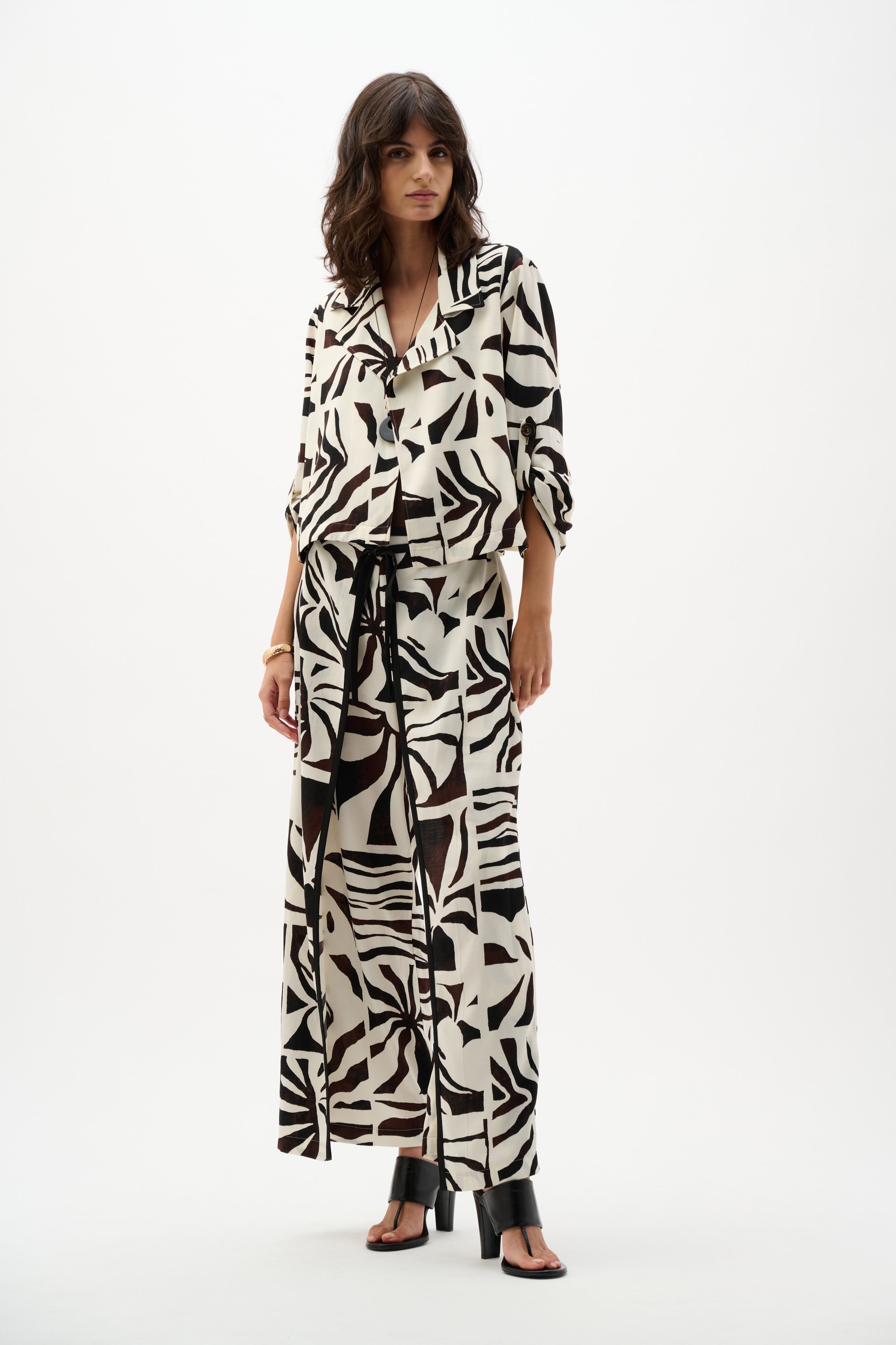 Joseph Ribkoff Tropical Print Boxy Blazer 262193 - Beige/ Multi