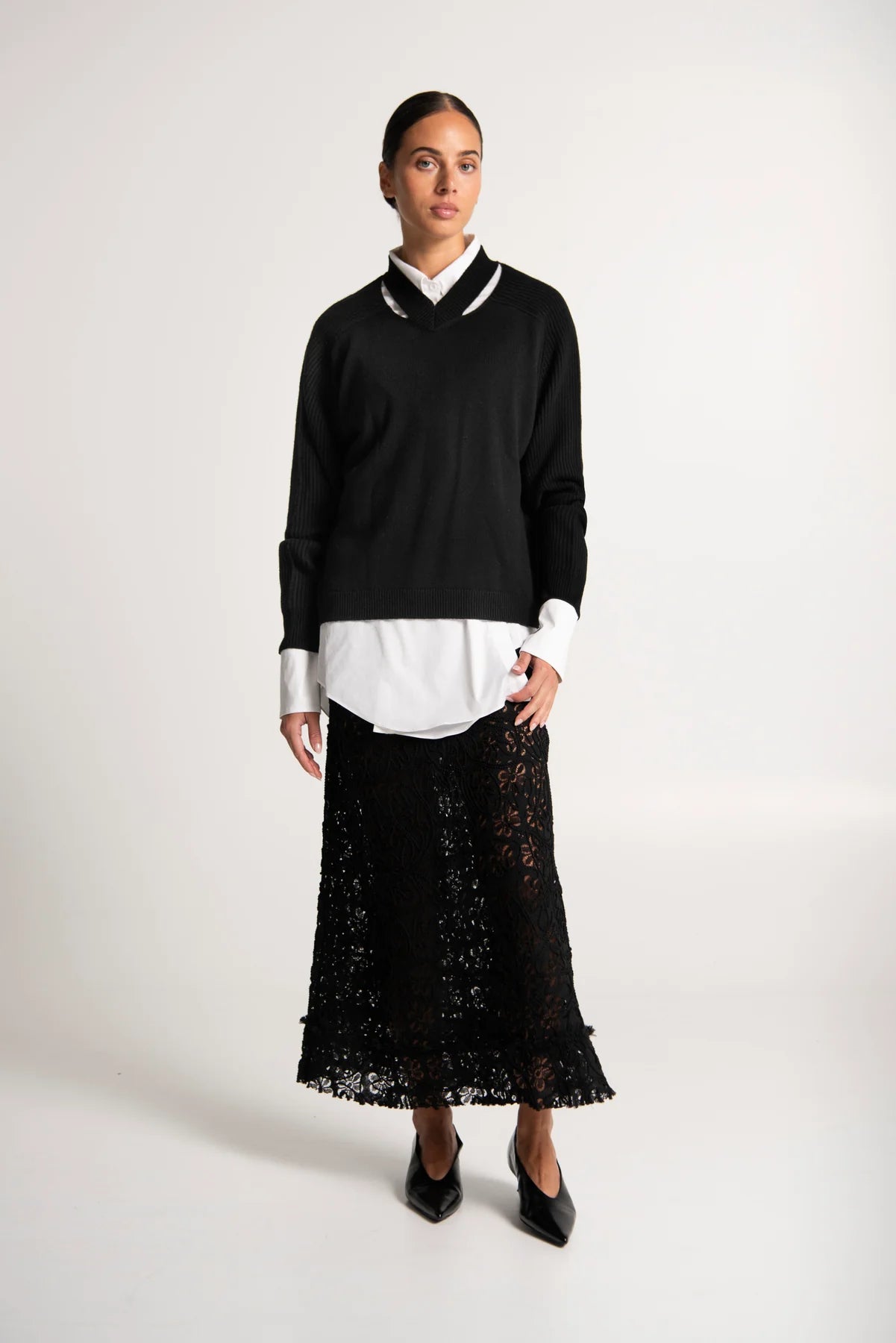 Lounge The Label Fernado Knit Detailed V- Neck Top - Black