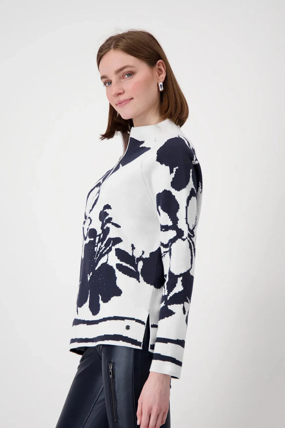 Monari Stand Up Collar Pullover - Print