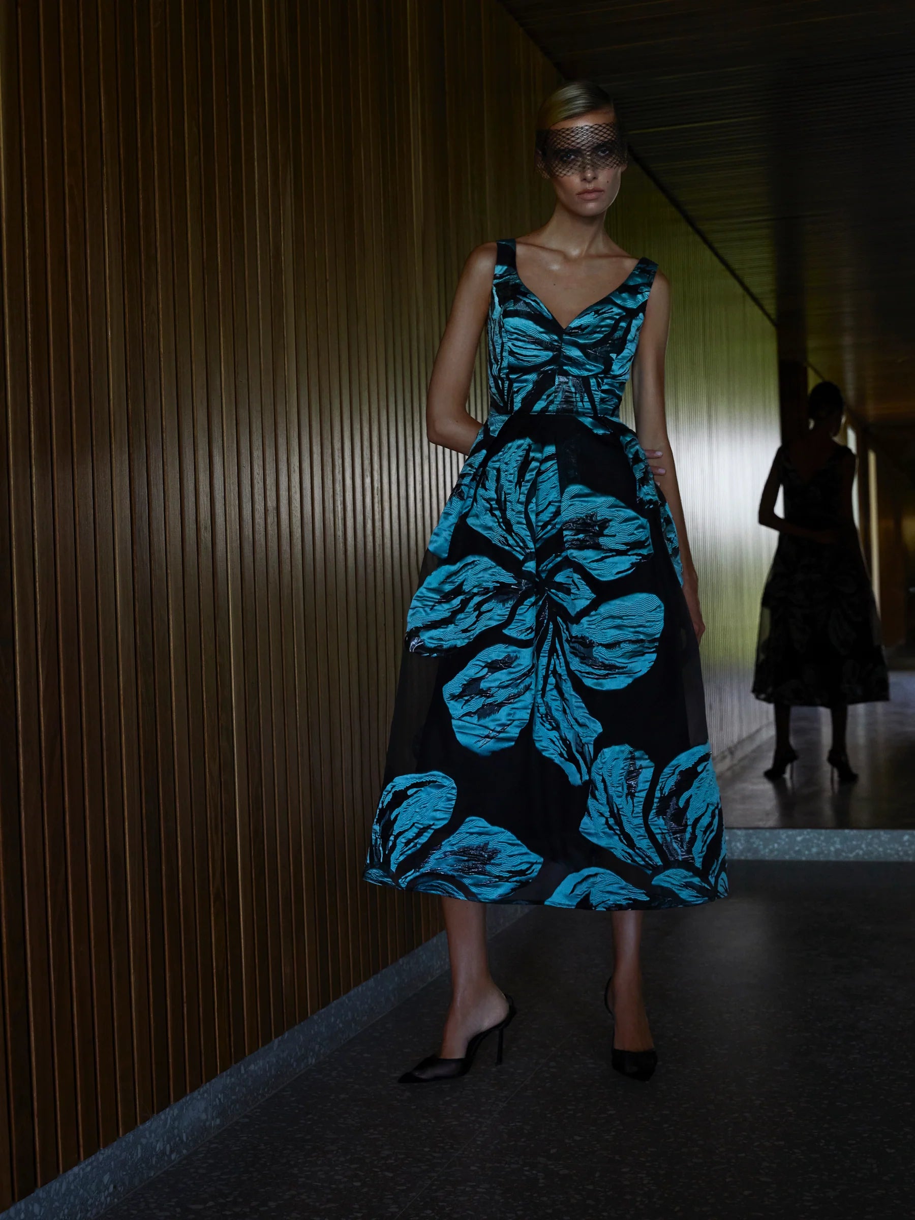 Moss & Spy Bella Midi Dress - Mint/ Black